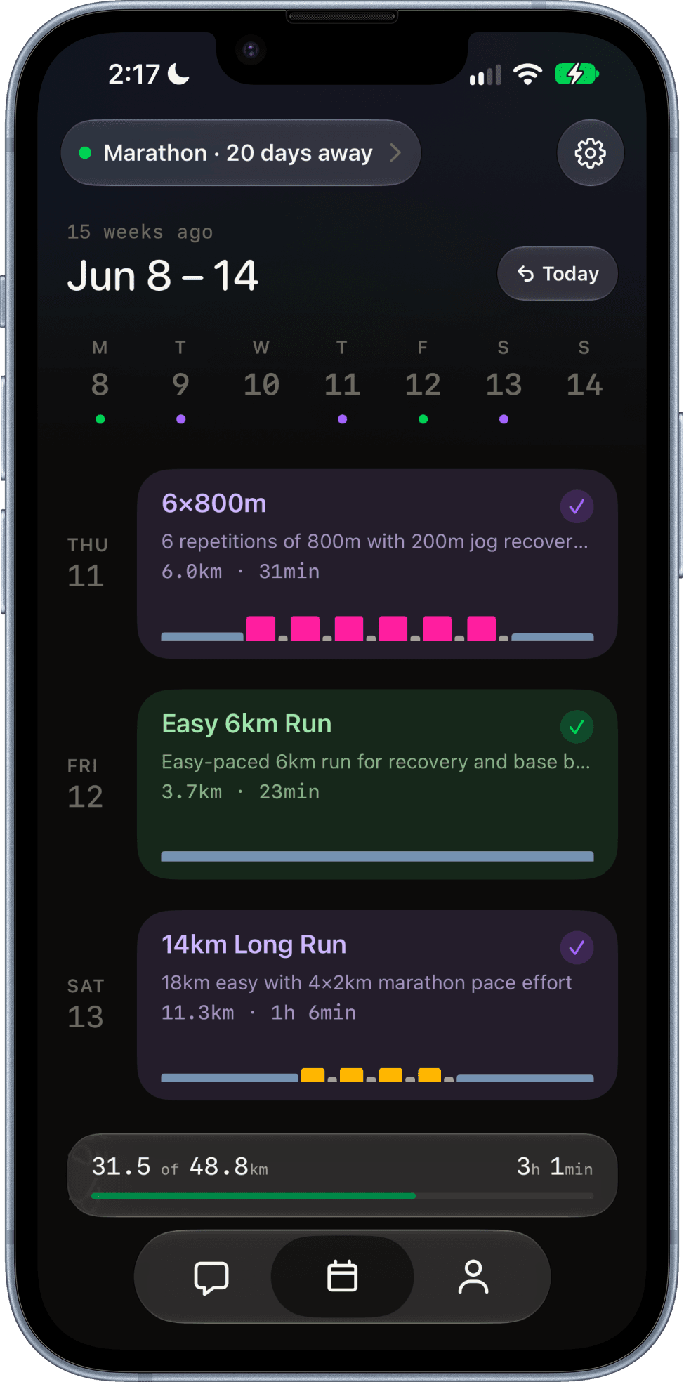 Paceboard weekly view showing completed runs, planned distance, and a marathon countdown